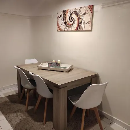 Apartment Lavish *
